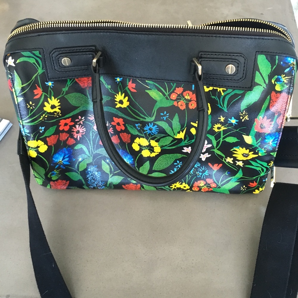 Alice + Olivia cross body bag